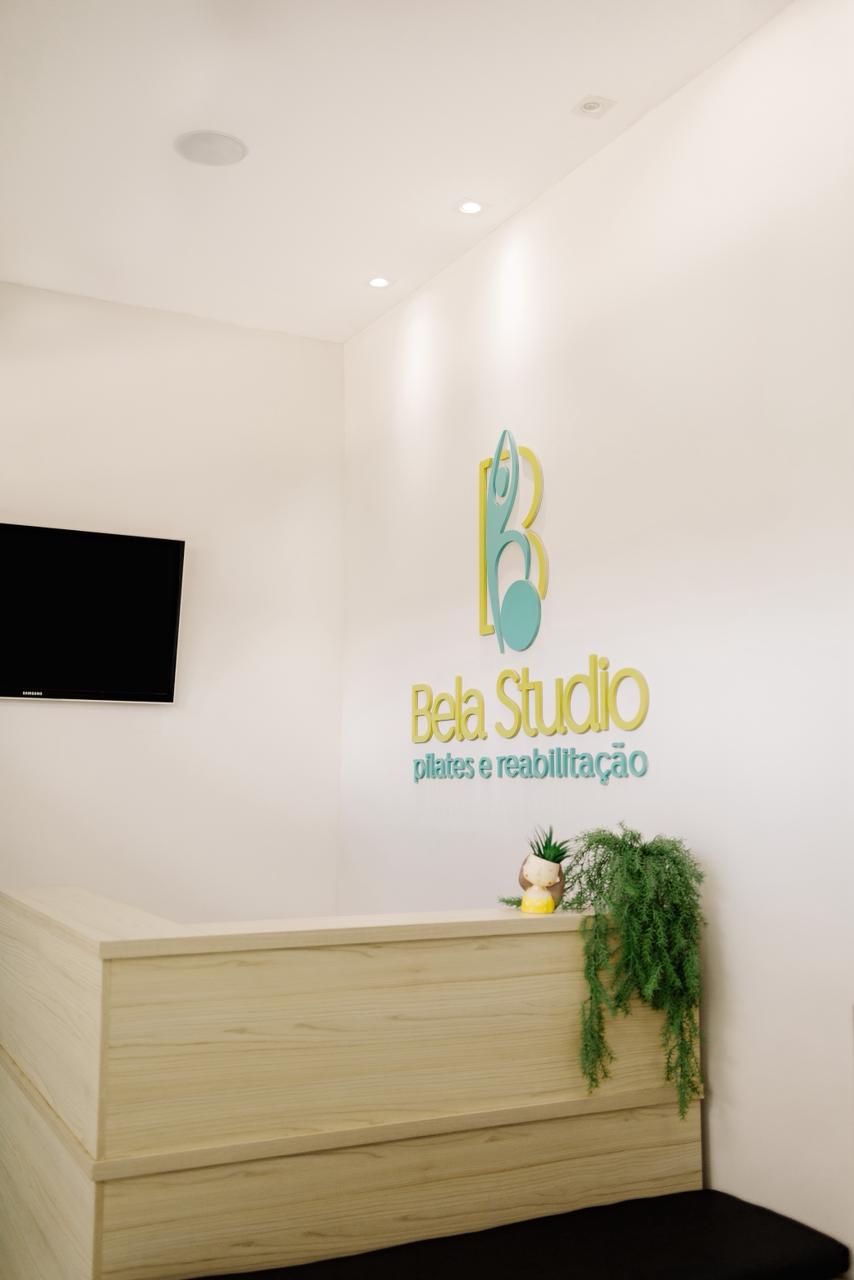Recepção acolhedora do Bela Studio